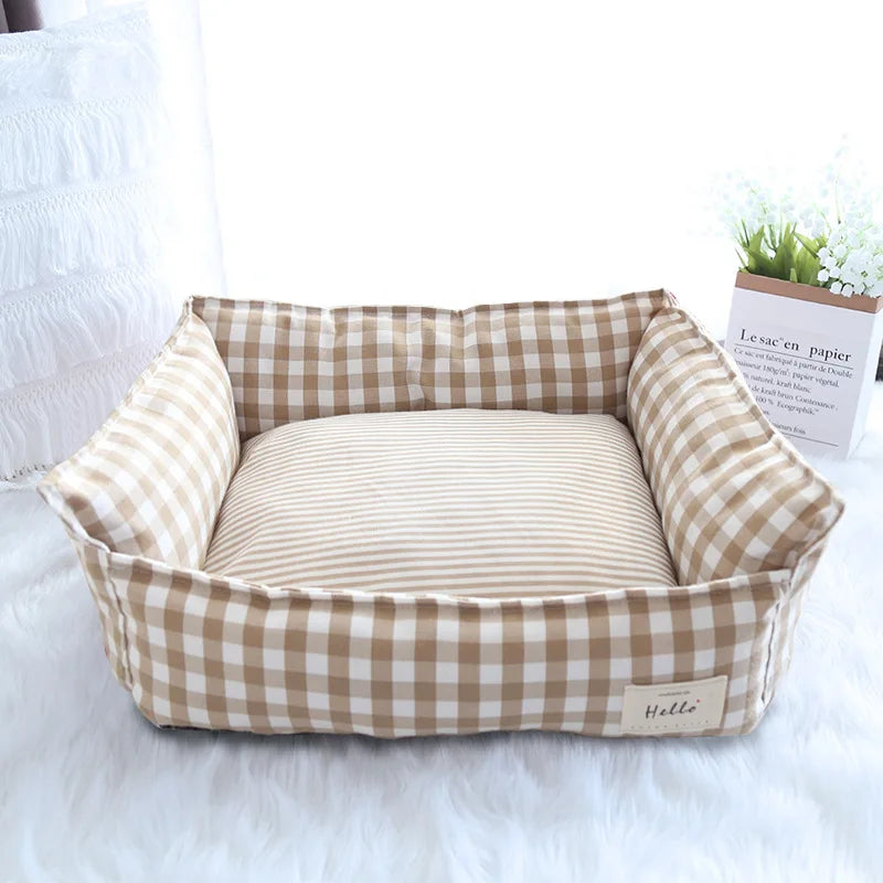 Cosy Pet Bed for Dogs & Cats – Indoor Kennel-Style Sofa for Small to Medium Pets
