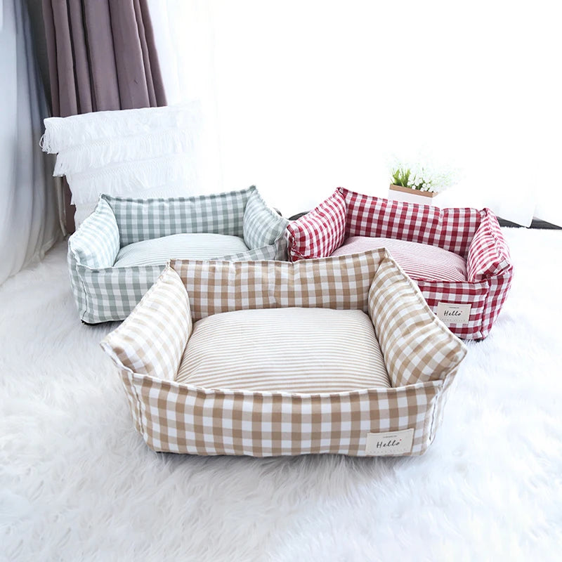 Cosy Pet Bed for Dogs & Cats – Indoor Kennel-Style Sofa for Small to Medium Pets